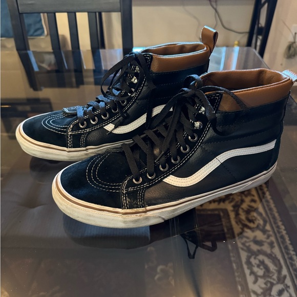 RARE & Sz 10.5 VANS MTE SK8-Hi Scotchgard Black White Brown
Leather Suede Shoes - Picture 1 of 5